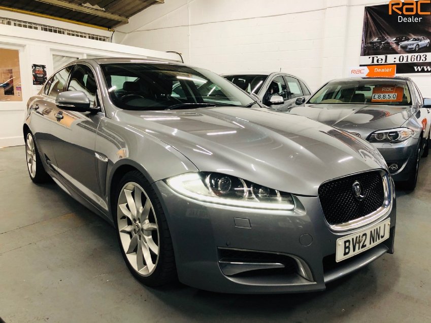 JAGUAR XF