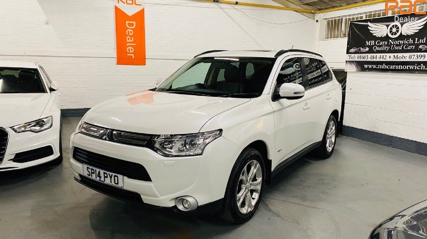 MITSUBISHI OUTLANDER