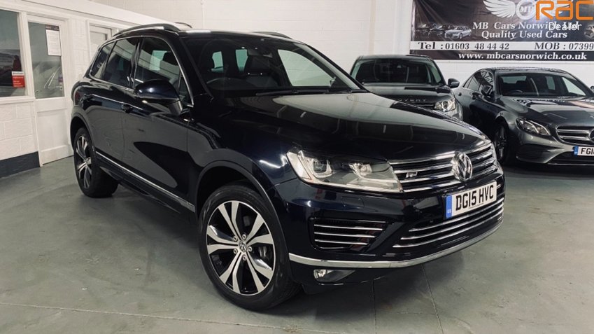 VOLKSWAGEN TOUAREG